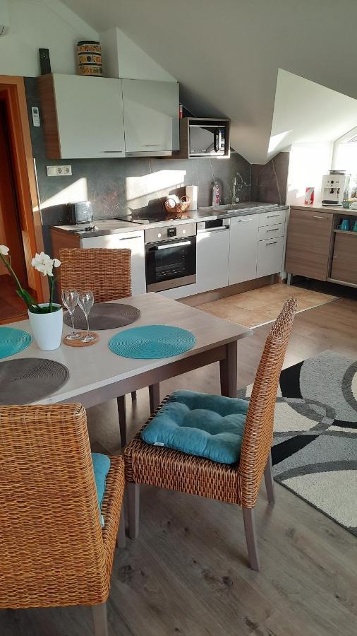 Kamilla Apartman Villapark Bük Exterior foto